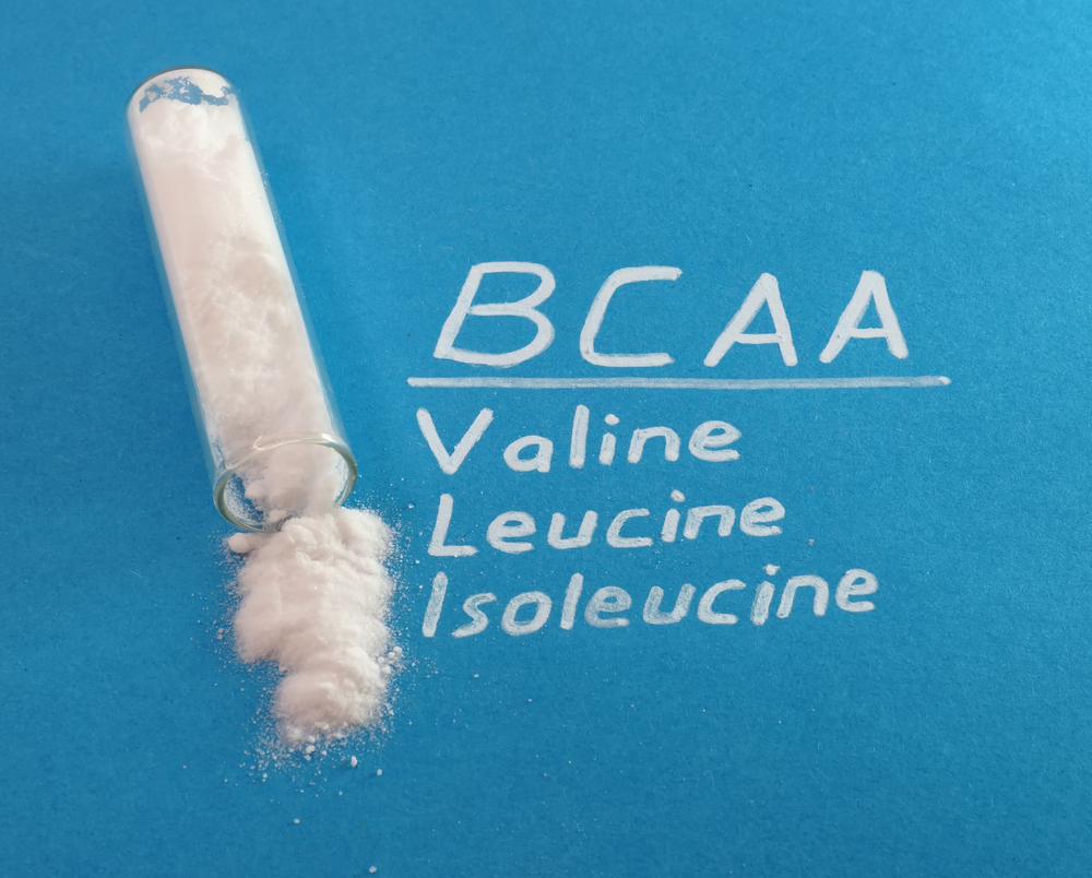 Bạn đang tự hỏi BCAA là gì, chúng hoạt động ra sao và liệu bạn có nên sử dụng chúng?