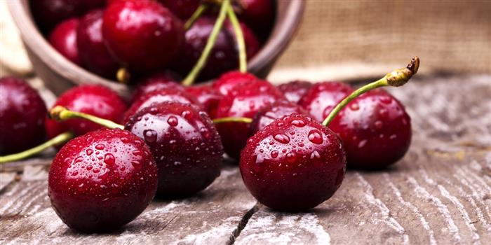 cherry-bakewell---not-nhac-cuoi-trong-ban-giao-huong-huong-vi-cua-the-protein-works---kiet-tac-protein